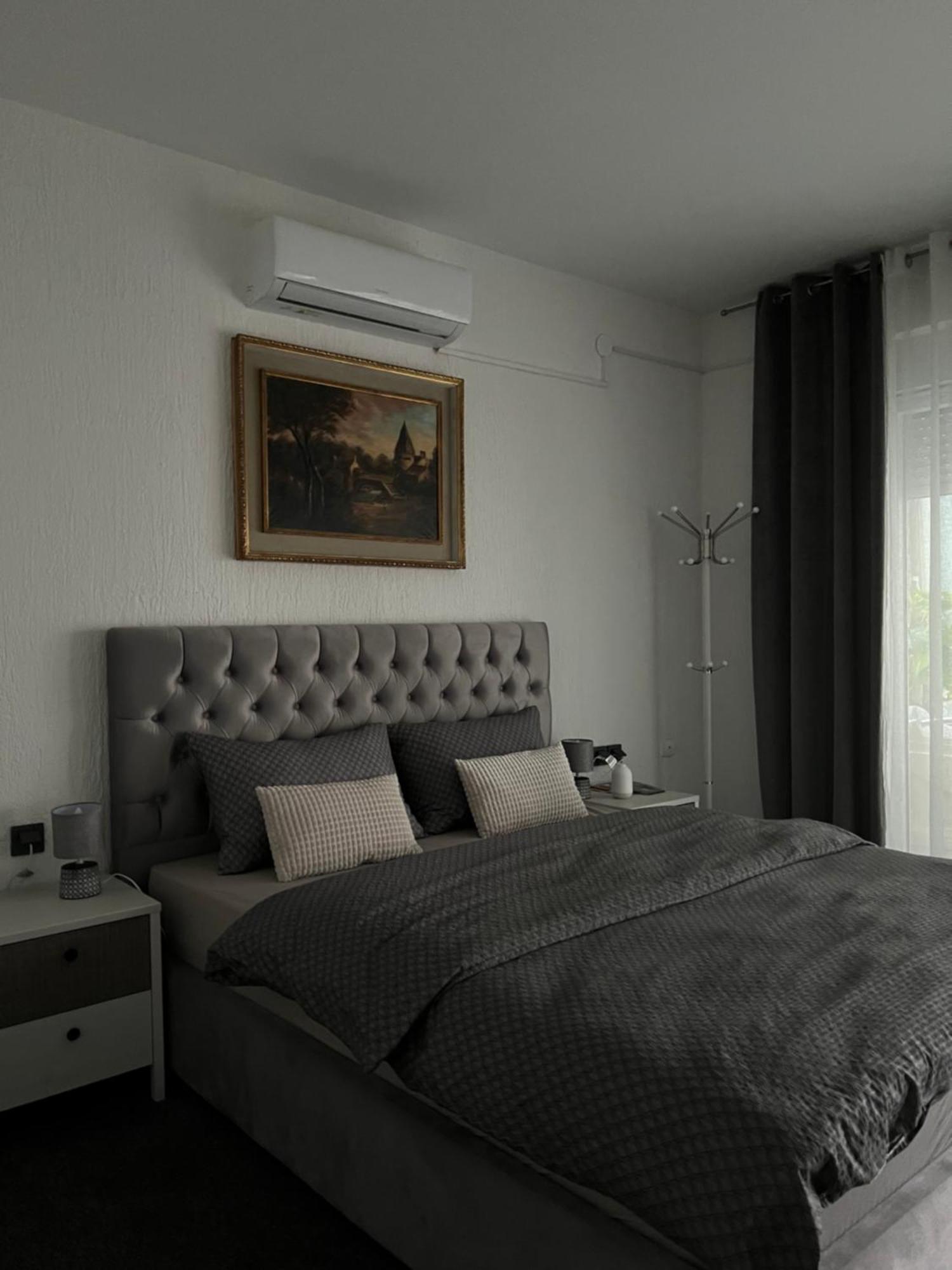 Luxrooms - Hotel Type With Private Jacuzzi Bjelovar Extérieur photo